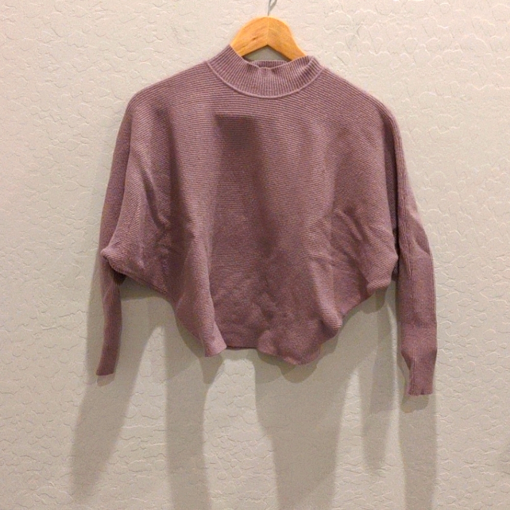 Cropped sweater